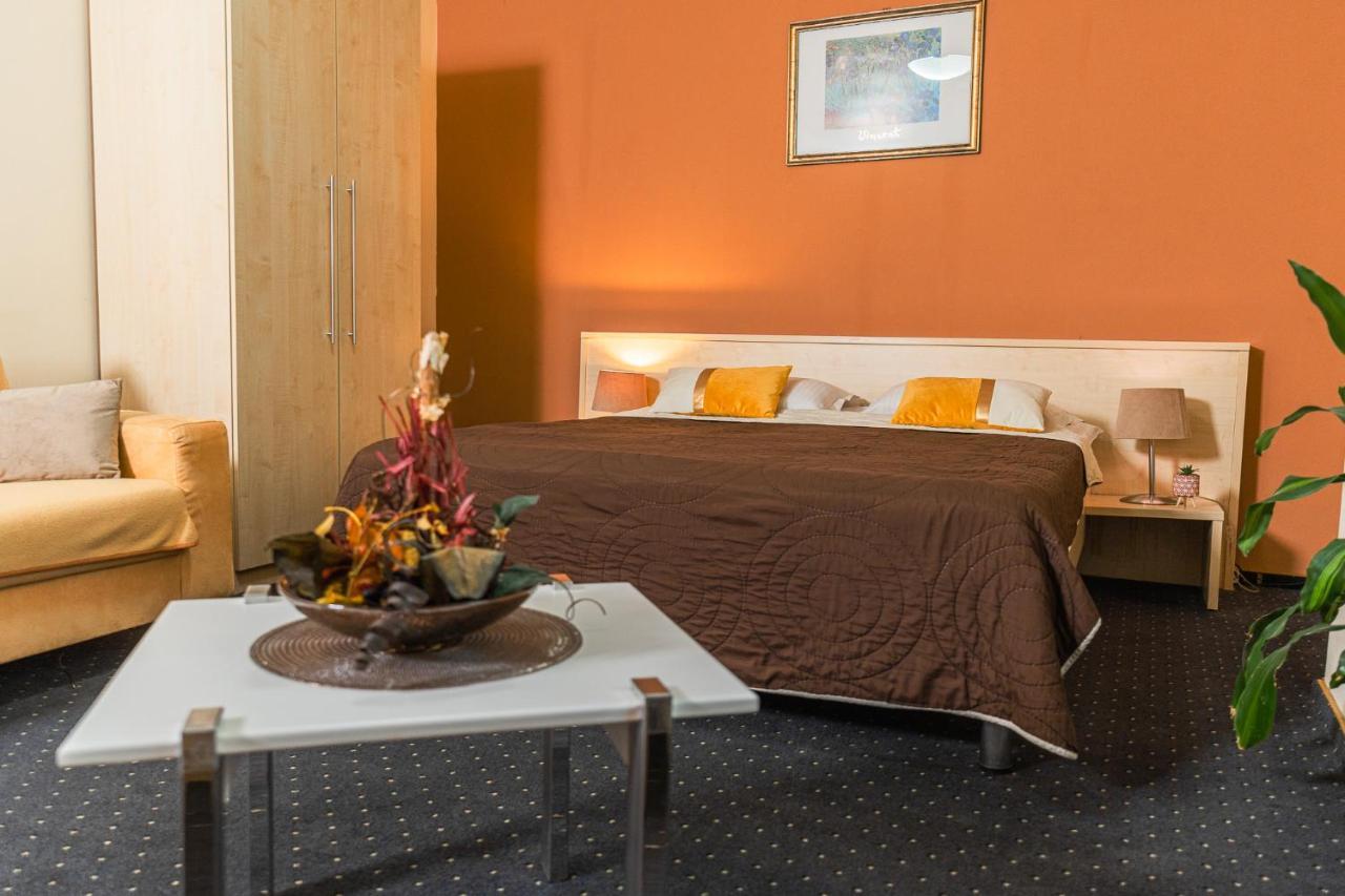 Hotel Pacific Timişoara Eksteriør bilde